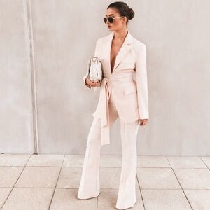 NEW Boa. Because of Alice Wide Leg Suit Trousers Cream Pants in Large